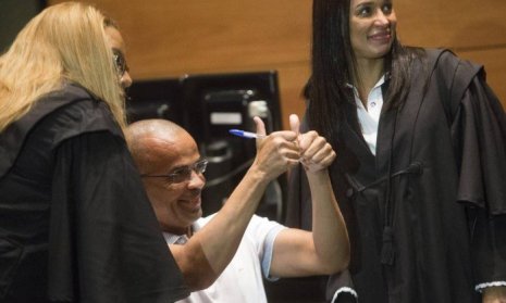 fernandinho beira mar